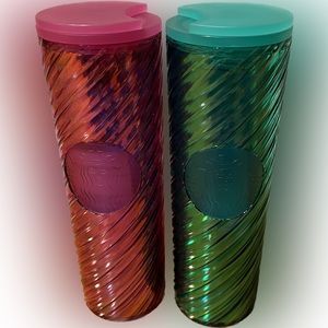 Starbucks Christmas tumblers (2)